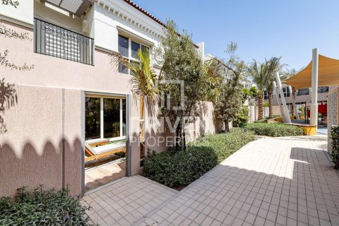 Radhus till försäljning i Jumeirah Golf Estates, Dubai, UAE 2 sovrum, 134.43 kvm Nr. 743549 - fotografi 21