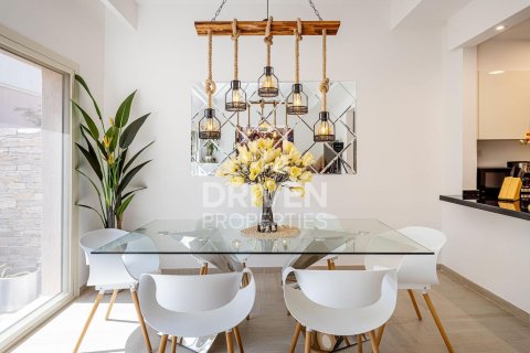 Radhus till försäljning i Jumeirah Golf Estates, Dubai, UAE 2 sovrum, 134.43 kvm Nr. 743549 - fotografi 5