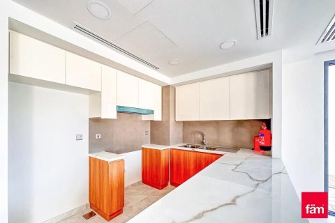 Řadový dům v Dubai, SAE 4 ložnice, 313.8 m² Č.: 645047 - fotografie 8