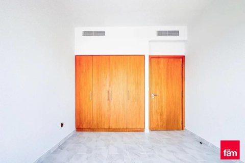 Řadový dům v Dubai, SAE 4 ložnice, 313.8 m² Č.: 645047 - fotografie 9