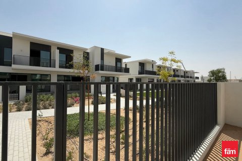 Kamienica do wynajęcia w Dubai, ZEA 3 sypialnie, 174 mkw., nr 645023 - zdjęcie 3