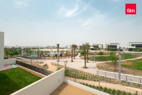 Villa in Al Furjan, Dubai, UAE 5 bedrooms, 570 sq.m. № 633775 - photo 19