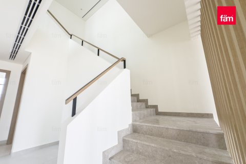 Villa in Al Furjan, Dubai, UAE 5 bedrooms, 570 sq.m. № 633775 - photo 11