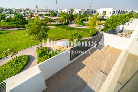 Townhouse de închiriat în Arabian Ranches 3, Dubai, EAU 3 dormitoare, 194.12917977 mp.  №754649 - poză 1