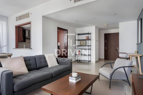 Appartement te koop in Downtown Dubai (Downtown Burj Dubai), Dubai, VAE 2 slaapkamers, 109 vr.m., nr 653454 - foto 1