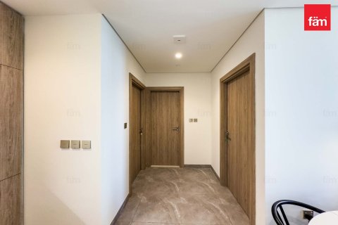 Appartamento in affitto a Business Bay, Dubai, EAU 2 camere da letto, 86.1 mq. № 648057 - foto 11