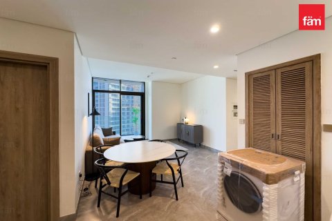 Appartamento in affitto a Business Bay, Dubai, EAU 2 camere da letto, 86.1 mq. № 648057 - foto 2