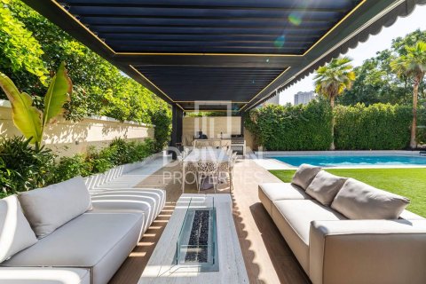 Villa til salgs i Al Barsha, Dubai, Emiratene 4 soverom, 452 kvm Nr. 683169 - Foto 21