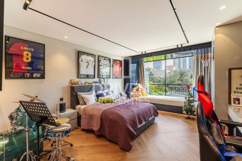 Villa til salgs i Al Barsha, Dubai, Emiratene 4 soverom, 452 kvm Nr. 683169 - Foto 11