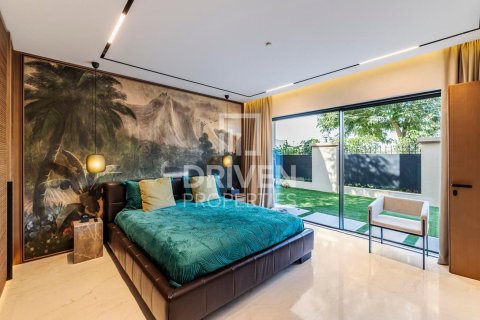 Villa til salgs i Al Barsha, Dubai, Emiratene 4 soverom, 452 kvm Nr. 683169 - Foto 7