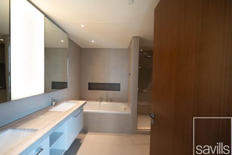 Apartamento en alquiler en Downtown Dubai (Downtown Burj Dubai), Dubai, EAU 2 dormitorios, 146.42 m2 № 758724 - foto 15