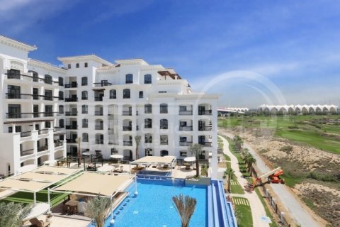 Apartment on the Yas Island, Abu Dhabi, UAE 1 bedroom, 82.3 sq.m. № 731431 - photo 2