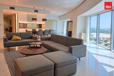 Byt v Sheikh Zayed Road, Dubai, SAE 2 ložnice, 216 m² Č.: 763017