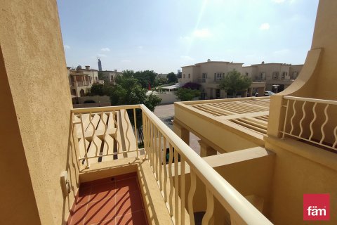 Таунхаус в Дубай, ОАЭ 2 спальни, 172.5м2 № 695115