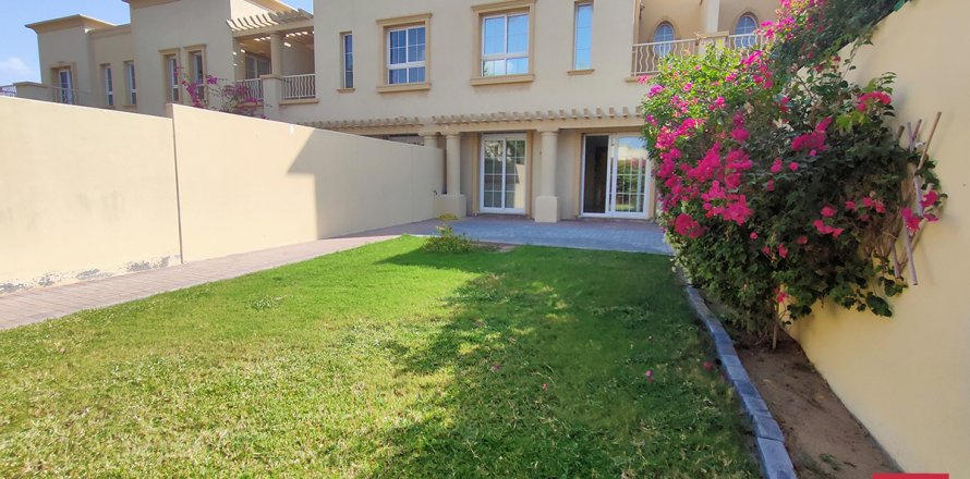 Adosado en Dubai, EAU 2 dormitorios, 172.5 m² № 695115
