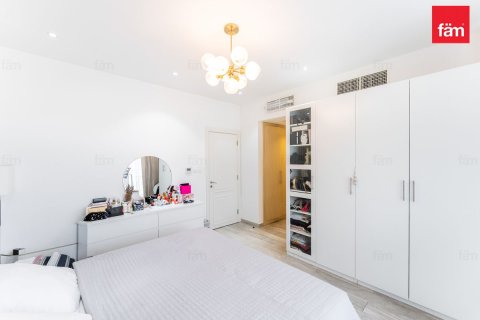 Townhouse de închiriat în Dubai, EAU 3 dormitoare, 333.1 mp.  №695114 - poză 7