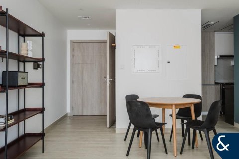 Huoneisto Jumeirah Lake Towers, Dubai, Arabiemiraatit 1 makuuhuone, 80 m2 № 698257 - kuva 4