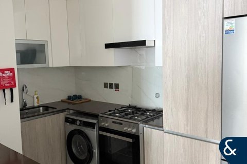 Huoneisto Jumeirah Lake Towers, Dubai, Arabiemiraatit 1 makuuhuone, 80 m2 № 698257 - kuva 9