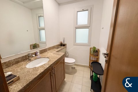 Villa à louer à Dubai Land, Dubai, EAU 3 chambres, 275 m2 № 698253 - photo 15