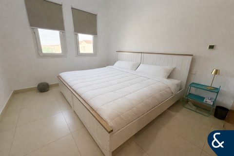 Villa à louer à Dubai Land, Dubai, EAU 3 chambres, 275 m2 № 698253 - photo 14