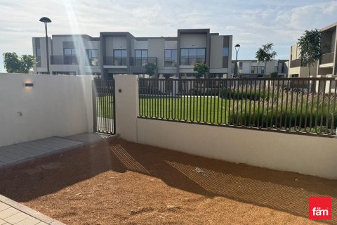 Shtëpi në qytet në Dubai, Emiratet e Bashkuara Arabe 3 dhoma gjumi, 166.2 m2. № 635839 - Foto 11