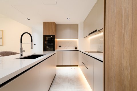 Apartman u gradu Jumeirah Beach Residence, Dubai, UAE 2 spavaće sobe, 130.57 m2 Br. 764193 - Slika 12