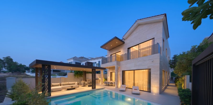 Vila v Jumeirah Golf Estates, Dubai, SAE 5 spální, 853.69 m2 č. 764191