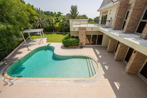 Müüa villa asukohaga Jumeirah Golf Estates, Dubai, AÜE: 5 magamistoaga, 749.27 m² Nr 764194 - pilt 23