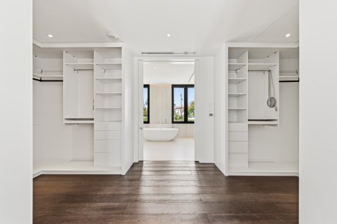 Willa na sprzedaż w Jumeirah Islands, Dubai, ZEA 4 sypialnie, 602.94 mkw., nr 764195 - zdjęcie 17