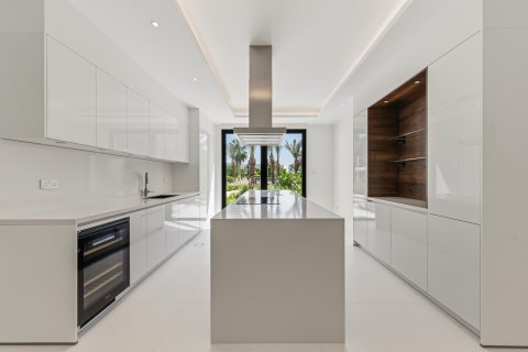 Willa na sprzedaż w Jumeirah Islands, Dubai, ZEA 4 sypialnie, 602.94 mkw., nr 764195 - zdjęcie 12