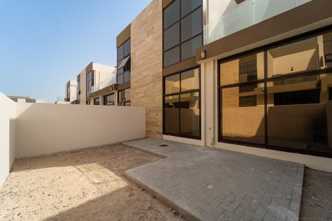 Townhouse de vânzare în Nadd Al Sheba, Dubai, EAU 4 dormitoare, 260 mp.  №709769 - poză 4
