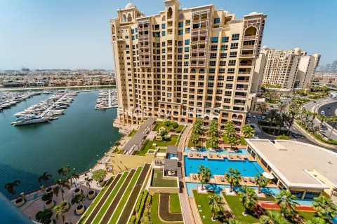 Huoneisto Palm Jumeirah, Dubai, Arabiemiraatit 1 makuuhuone, 82 m2 № 709764 - kuva 16