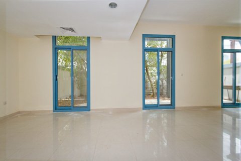 Villa itt: Falcon City of Wonders, Dubai, EAE, 2 hálószoba, 270 m², azonosító: 677360 - fénykép 4