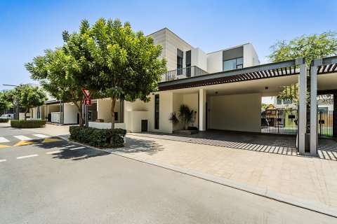 Maison de ville à vendre à  Dubai, EAU 4 chambres, 226 m2 № 734254 - photo 2