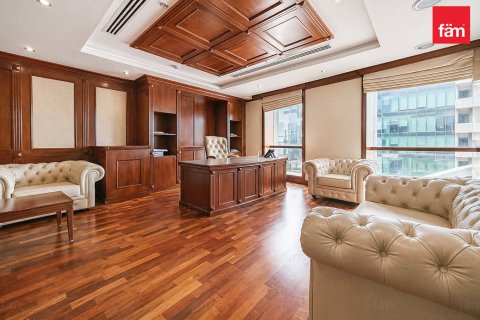 Zyrë në Business Bay, Dubai, Emiratet e Bashkuara Arabe 185.4 m2. № 710824 - Foto 2