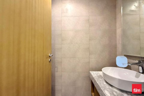 Apartament në Business Bay, Dubai, Emiratet e Bashkuara Arabe 2 dhoma gjumi, 75.5 m2. № 710825 - Foto 10