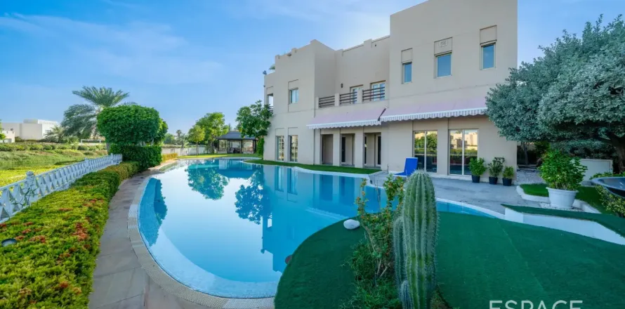 Vila u Meadows, Dubai, UAE 596 m2, 6 spavaćih soba Br. 737861