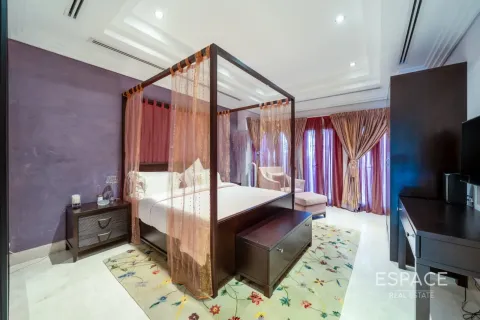 Vila u Meadows, Dubai, UAE 6 spavaćih soba, 596 m2 Br. 737861 - fotografija 14