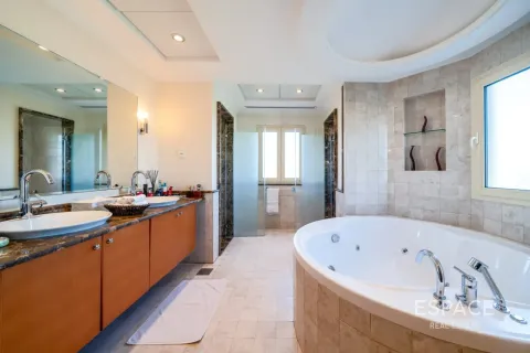Vila u Meadows, Dubai, UAE 6 spavaćih soba, 596 m2 Br. 737861 - fotografija 18