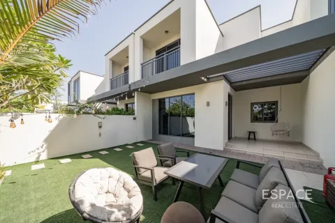 Vila u Dubai Hills Estate, UAE 3 spavaćih soba, 211 m2 Br. 737867 - fotografija 1