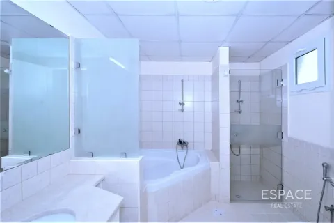 Vila u Meadows, Dubai, UAE 4 spavaćih soba, 332 m2 Br. 737863 - fotografija 16