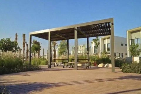 Villa in Jumeirah Village Triangle, Dubai, UAE 3 bedrooms, 173.99988676 sq.m. № 650957 - photo 23