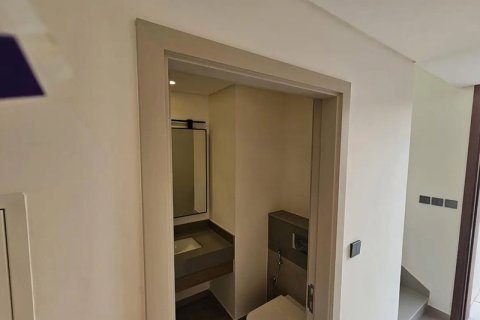 Villa in Jumeirah Village Triangle, Dubai, UAE 3 bedrooms, 173.99988676 sq.m. № 650957 - photo 8