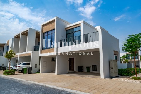 Városi lakóépület itt: Arabian Ranches 3, Dubai, EAE, 4 hálószoba, 185.24858200 m², azonosító: 650954 - fénykép 3