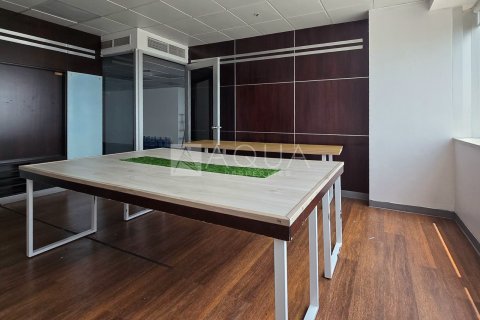 Kancelária v Sheikh Zayed Road, Dubai, SAE 179.6 m2 č. 651998 - Fotografia 7