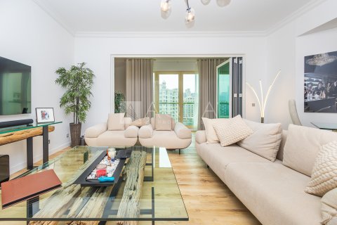 Apartman u Palm Jumeirah, Dubai, UAE 2 spavaćih soba, 147.4 m2 Br. 651995 - fotografija 1