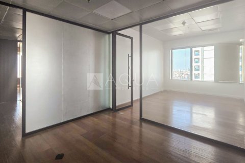 Üürile anda kontor asukohaga Sheikh Zayed Road, Dubai, AÜE: 186.1 m² Nr 651997 - pilt 7