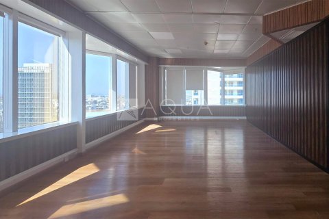 Üürile anda kontor asukohaga Sheikh Zayed Road, Dubai, AÜE: 186.1 m² Nr 651997 - pilt 10