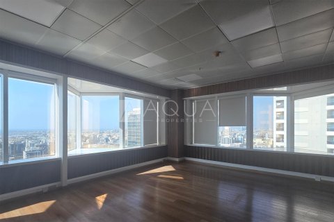 Üürile anda kontor asukohaga Sheikh Zayed Road, Dubai, AÜE: 186.1 m² Nr 651997 - pilt 2