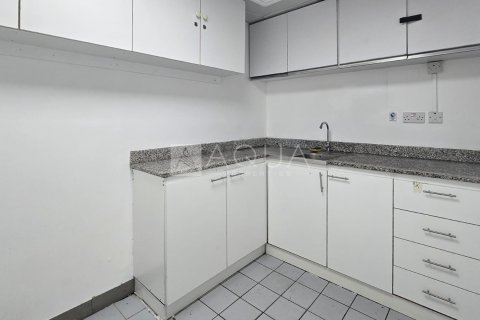 Üürile anda kontor asukohaga Sheikh Zayed Road, Dubai, AÜE: 186.1 m² Nr 651997 - pilt 12